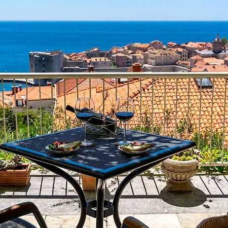 Casa de hóspedes Rose 3*
